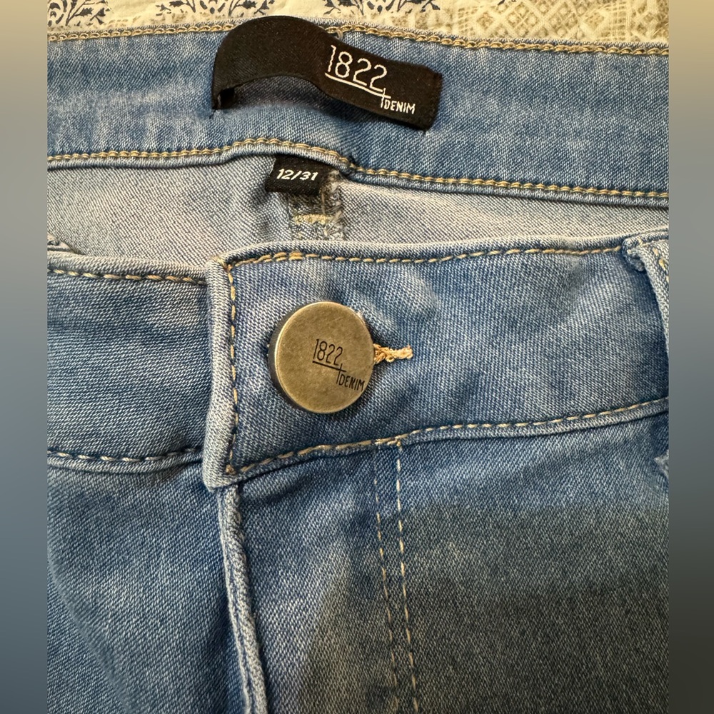 1822 Denim Women's Skinny Jeans in Soft Blue size 12 - Picture 4 of 6